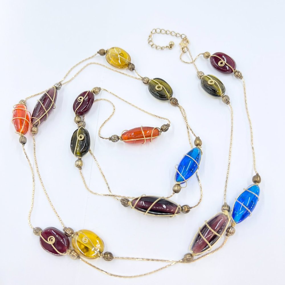 NWOT - Stunning Wire Wrapped Glass Bead Gold Tone Single Strand 58” Necklace